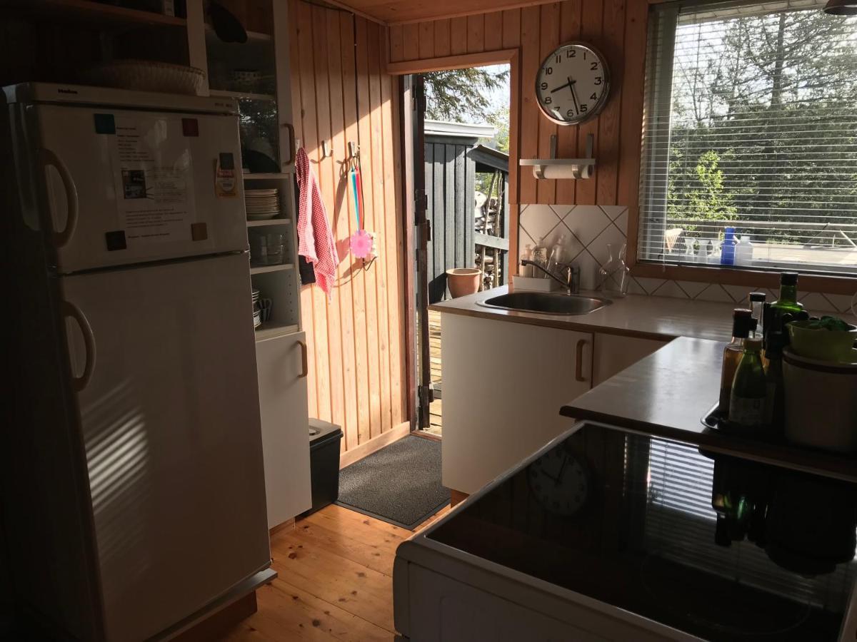 Hyggeligt Sommerhus I Ebeltoft, Taet Pa Strand Og Skov. Esterno foto