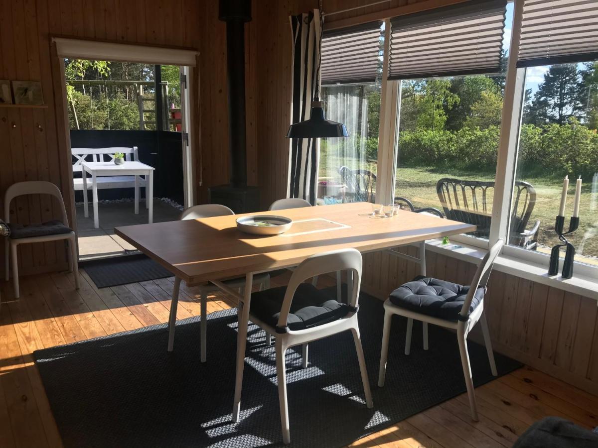 Hyggeligt Sommerhus I Ebeltoft, Taet Pa Strand Og Skov. Esterno foto